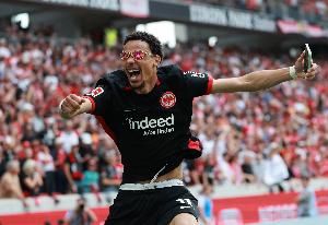 pg电子游戏官网官方网站-图片报：埃基蒂克固定转会费9000万欧，浮动奖金500万欧