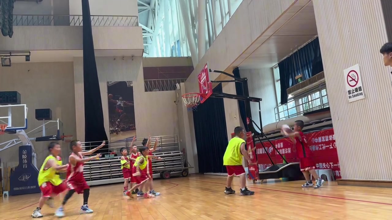 pg电子河南站-水平如何？周琦家人社媒晒糊糊打球集锦：剪辑型球员