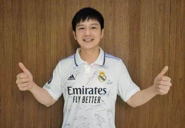 1723128153300059349.jpg 吐槽大会.jpg