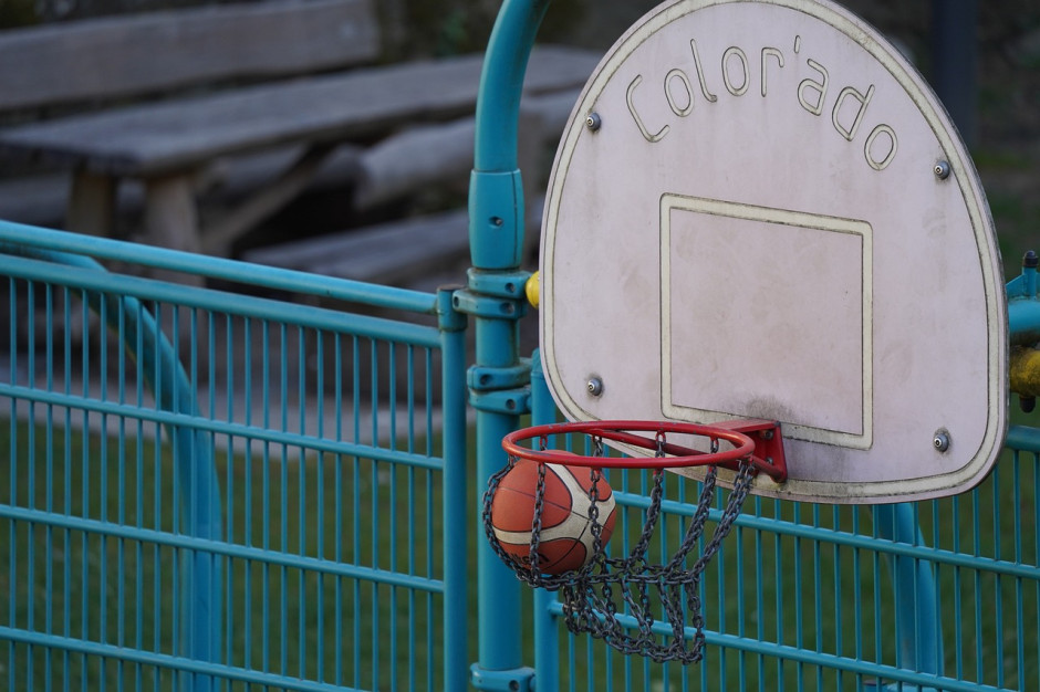 广厦创双历史纪录：队史总决赛首胜 时隔11年季后赛战北京第2胜